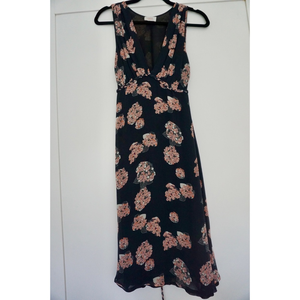 STELLA + GINGER Floral Midi Dress